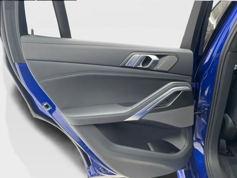 Used 2023 BMW X6 M AWD/4WD image 42