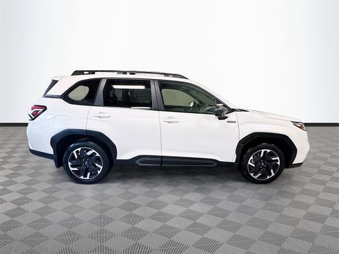 New 2025 Subaru Forester Limited image 33