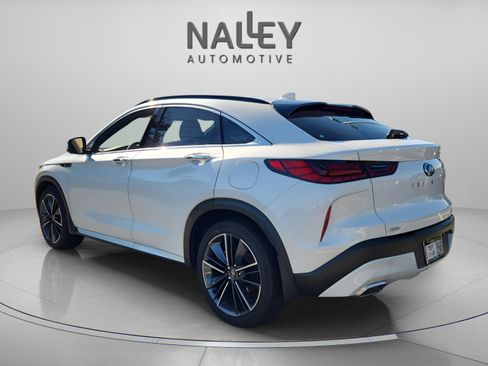 Certified 2025 INFINITI QX55 Essential image 3