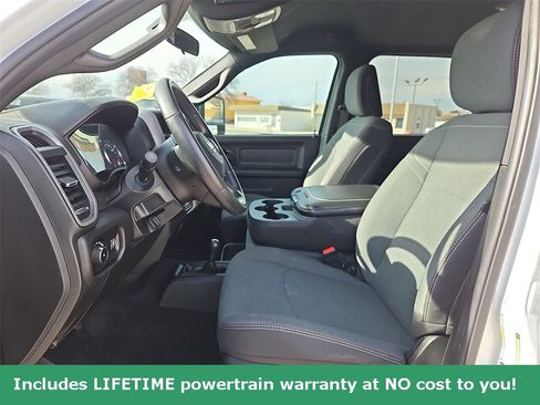 Used 2024 RAM 3500 Tradesman w/ Chrome Appearance Group image 15