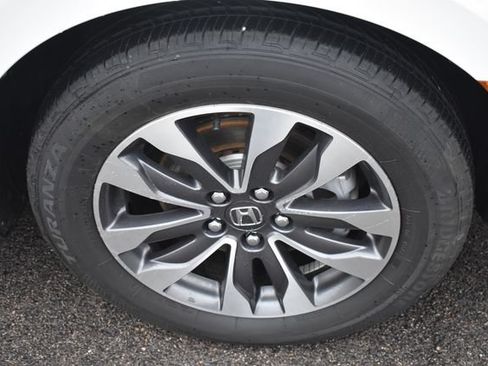 Used 2024 Honda Odyssey EX-L image 11