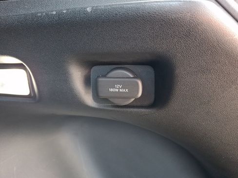 Certified 2025 Honda HR-V Sport image 31