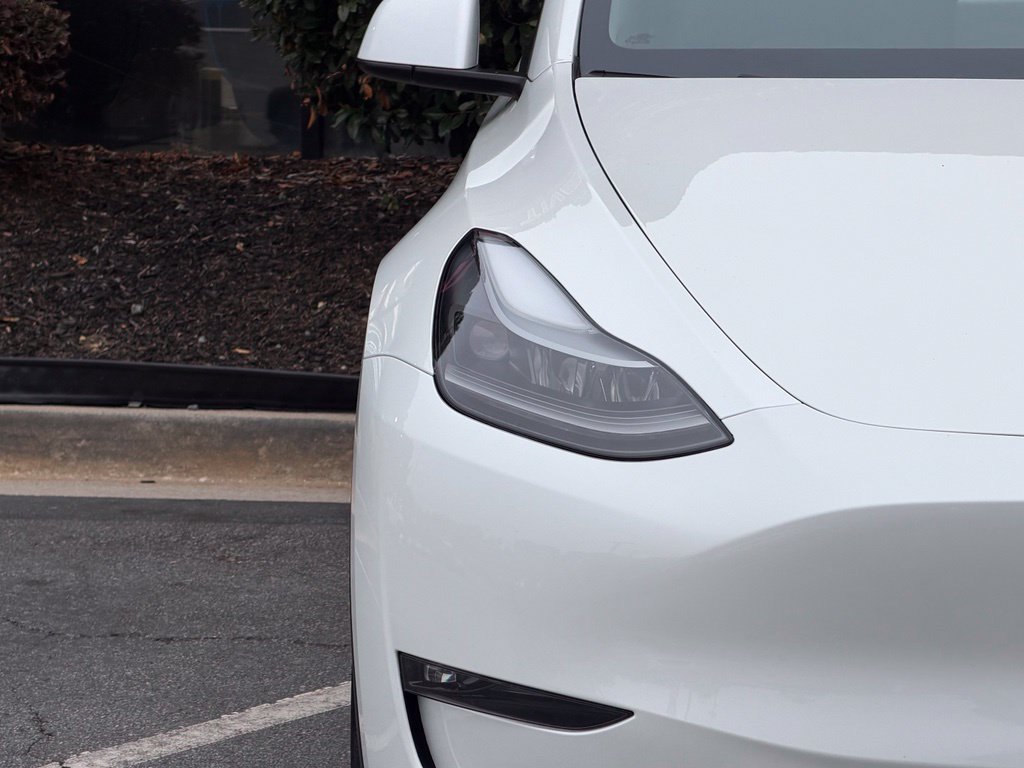 Used 2023 Tesla Model Y Long Range AWD/4WD image 4