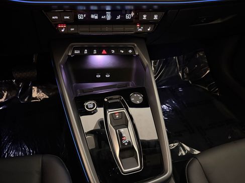 Used 2025 Audi A3 2.0T Premium Plus w/ Premium Plus Package AWD/4WD image 18