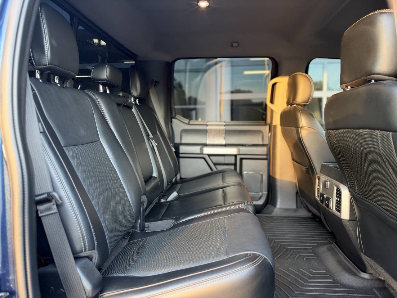 Used 2019 Ford F350 Lariat w/ Lariat Value Package AWD/4WD image 36