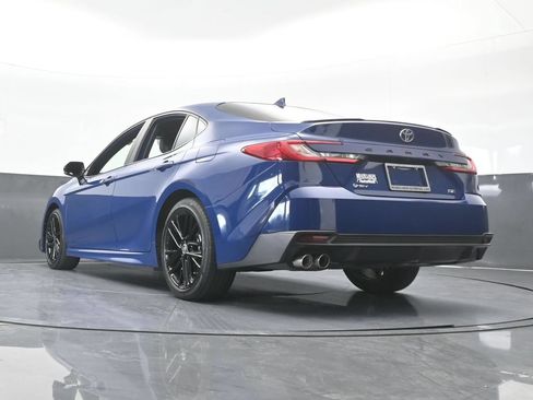 Used 2025 Toyota Camry SE FWD image 56