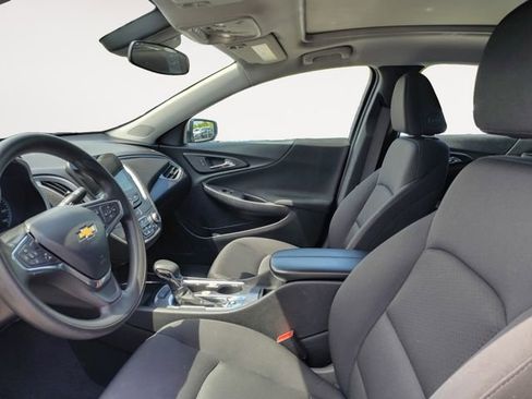 Used 2024 Chevrolet Malibu LT FWD image 9