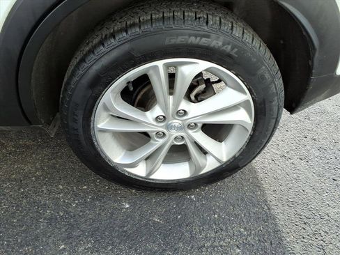 Certified 2021 Buick Encore GX Preferred image 16