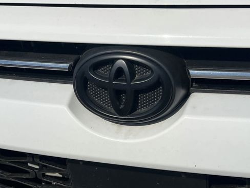 Certified 2021 Toyota 4Runner Venture w/ Moonroof Package AWD/4WD image 13