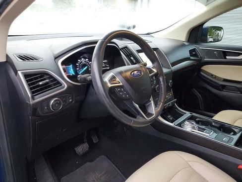 Used 2020 Ford Edge SEL w/ Convenience Package image 19