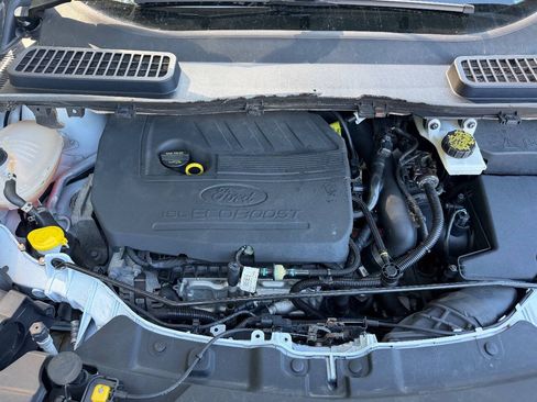 Used 2018 Ford Escape SE AWD/4WD image 9