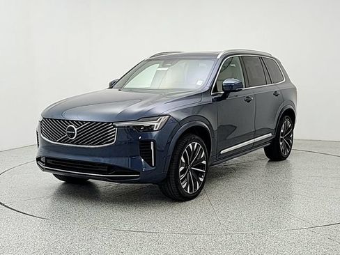 Certified 2026 Volvo XC90 B6 Plus AWD/4WD image 1
