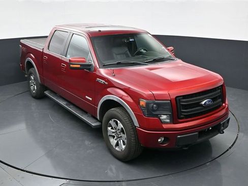 Used 2014 Ford F150 FX4 w/ Equipment Group 402A Luxury AWD/4WD image 29