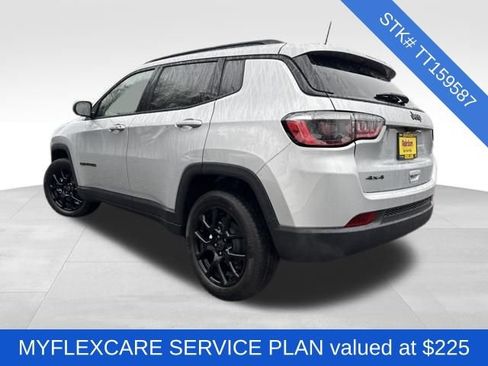 New 2026 Jeep Compass Latitude image 5