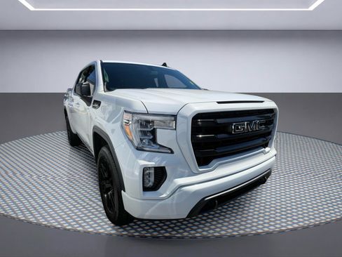 Used 2022 GMC Sierra 1500 Elevation w/ LPO, Elevation Black Package AWD/4WD image 10