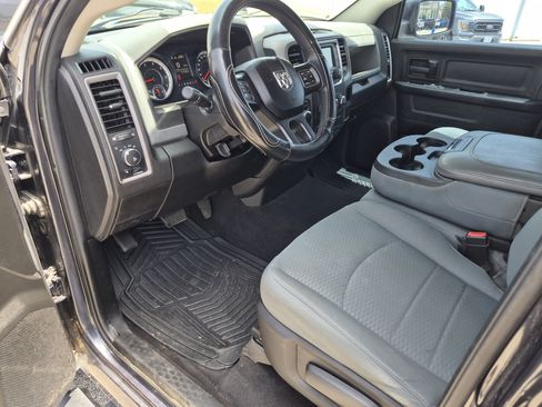 Used 2019 RAM 1500 Tradesman w/ Tradesman SXT Package RWD image 11