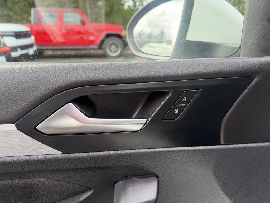 Used 2025 Volkswagen Jetta S FWD image 10