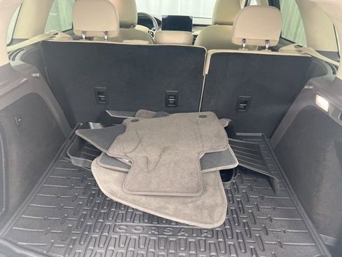 Used 2023 Lincoln Corsair AWD w/ Equipment Group 101A image 9