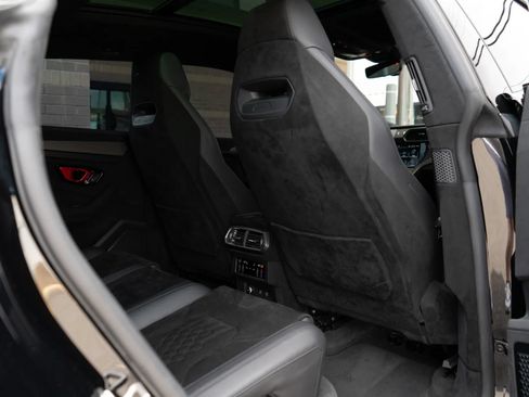 Used 2024 Lamborghini Urus Performante AWD/4WD image 33