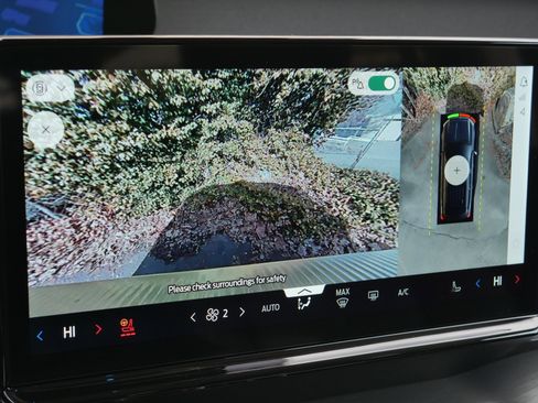 Certified 2025 Ford Expedition Max Platinum image 14