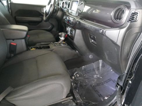 Used 2020 Jeep Wrangler Unlimited Sport AWD/4WD image 10