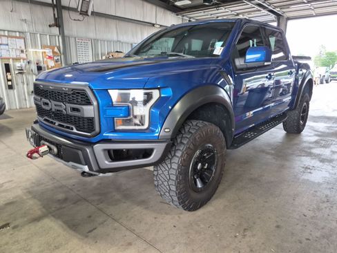 Used 2018 Ford F150 Raptor w/ Equipment Group 802A Luxury AWD/4WD image 1