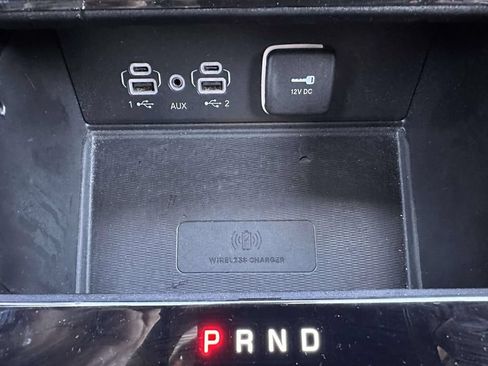 Used 2023 Jeep Grand Cherokee L Laredo AWD/4WD image 26