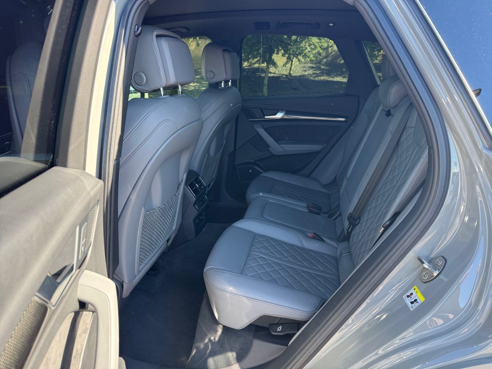 Used 2019 Audi SQ5 Premium Plus w/ Premium Plus Package AWD/4WD image 17