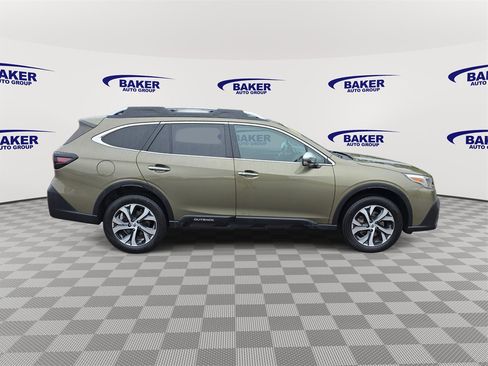Used 2022 Subaru Outback Touring image 4