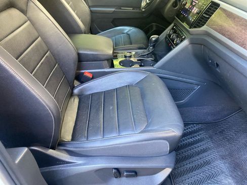 Used 2018 Volkswagen Atlas SEL Premium AWD/4WD image 7