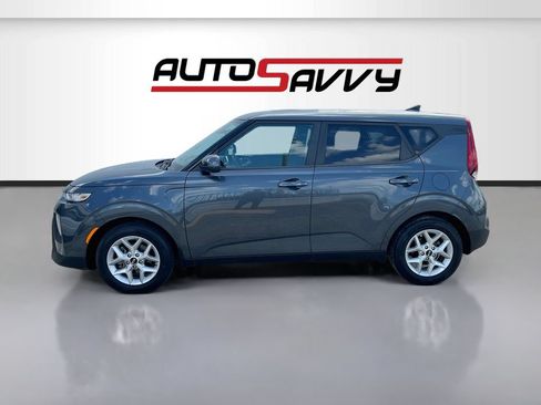 Used 2021 Kia Soul S FWD image 4