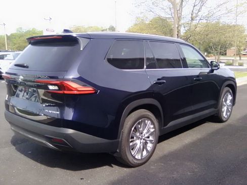 Used 2024 Toyota Grand Highlander Platinum image 9