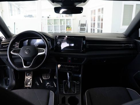Used 2025 Volkswagen Jetta Sport FWD image 14