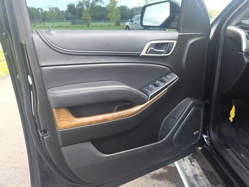 Used 2019 GMC Yukon Denali w/ Denali Ultimate Package AWD/4WD image 28