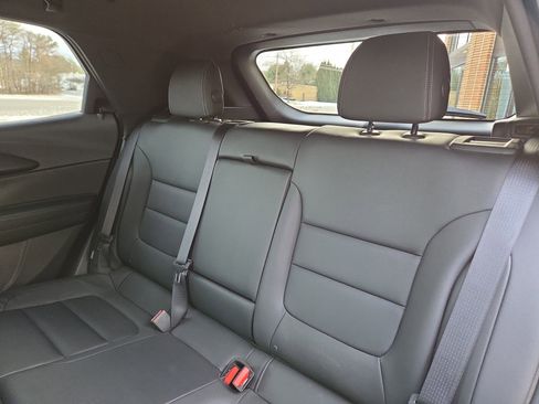 Used 2021 Chevrolet TrailBlazer ACTIV w/ Technology Package image 13