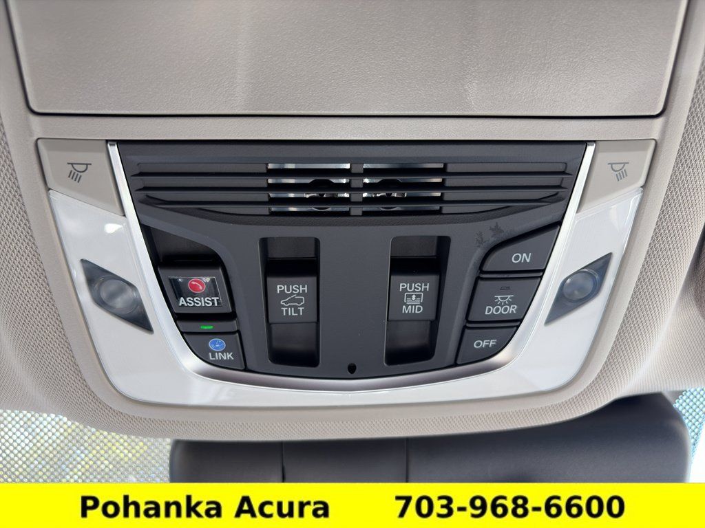 Certified 2025 Acura RDX w/ Technology Package AWD/4WD image 19