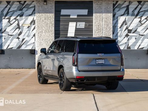 Used 2023 Cadillac Escalade Sport Platinum image 11