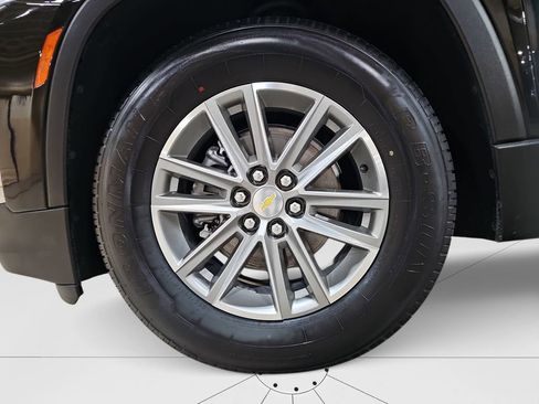 Used 2022 Chevrolet Traverse LT w/ LPO, Floor Liner Package image 23