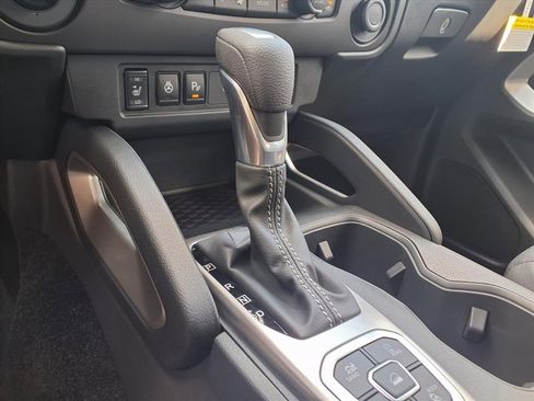 New 2026 Nissan Frontier SV w/ SV Convenience Package image 18