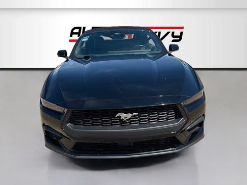 Used 2025 Ford Mustang Premium RWD image 2
