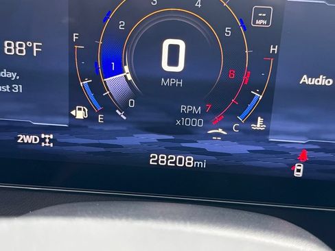 Used 2024 Chevrolet Traverse Z71 w/ LPO, Floor Liner Package AWD/4WD image 13