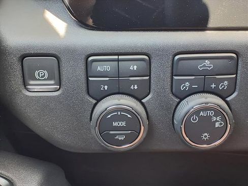 New 2025 Chevrolet Silverado 1500 LT image 17