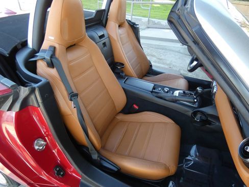 Used 2018 FIAT 124 Spider Lusso w/ Convenience Group image 26