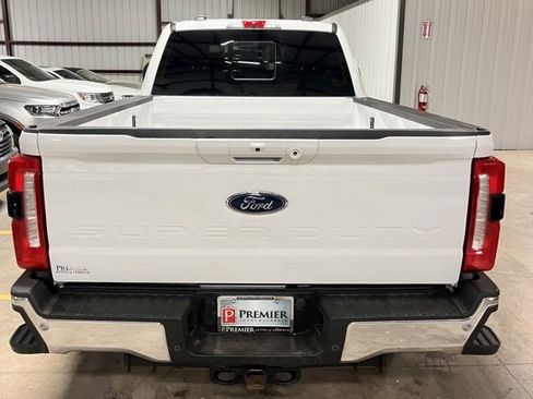 Used 2024 Ford F250 Lariat image 4