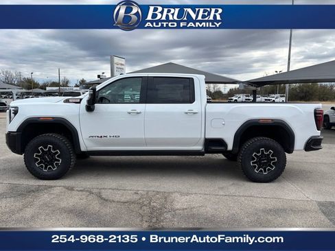 New 2026 GMC Sierra 2500 AT4X image 10