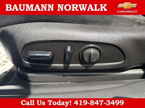 Used 2018 Buick Regal Preferred FWD image 17