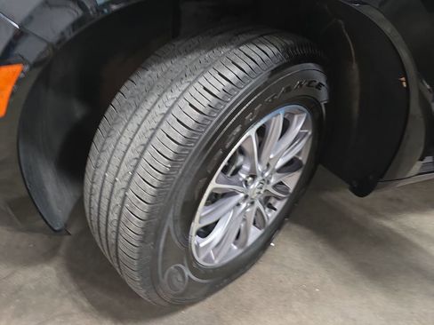Used 2024 Buick Enclave Essence w/ LPO, Floor Liner Package FWD image 33