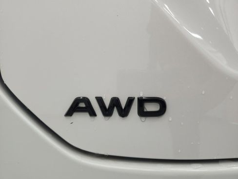 Used 2025 Honda Pilot TrailSport image 14