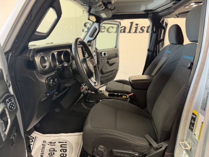 Used 2023 Jeep Wrangler Unlimited Rubicon 4xe w/ Cold Weather Group AWD/4WD image 12