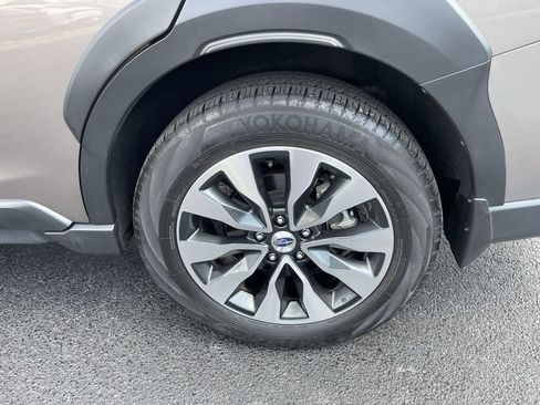 Certified 2024 Subaru Outback Limited AWD/4WD image 8